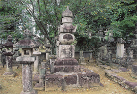 桑折宗臣(こおりむねしげ)の墓の写真